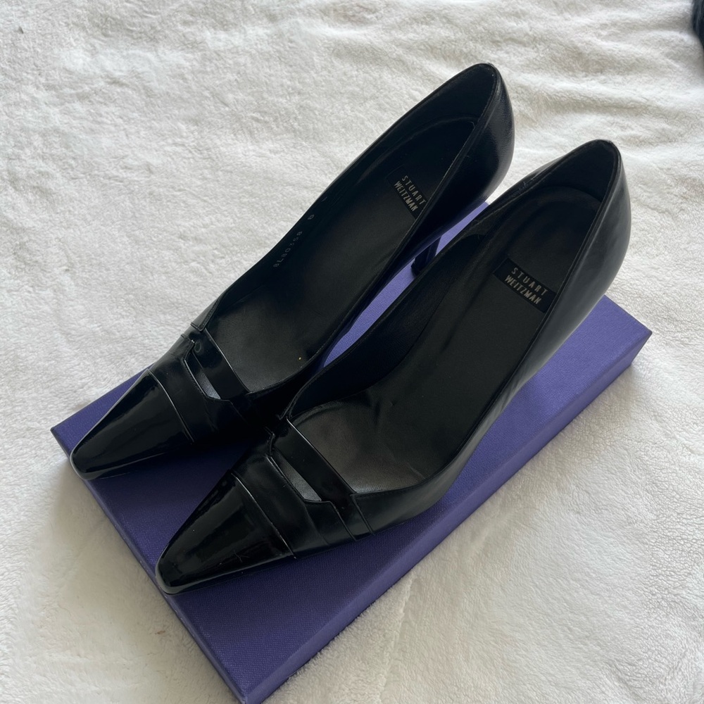 Black leather Stuart Weitzman heel